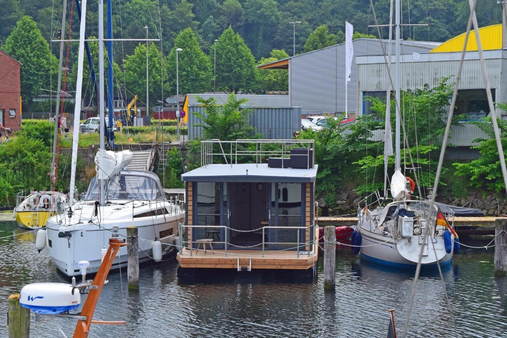 Houseboat Leni Flensburg 호텔 외부 사진