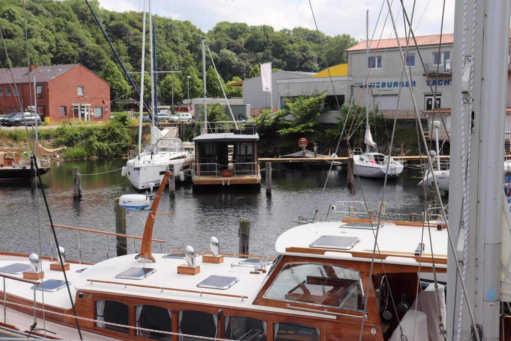 Houseboat Leni Flensburg 호텔 외부 사진